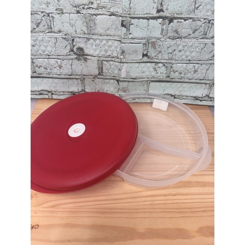 RUBBERMAID Servin Saver 556B 9" Divided Food Storage Plate Vent Lid 562F